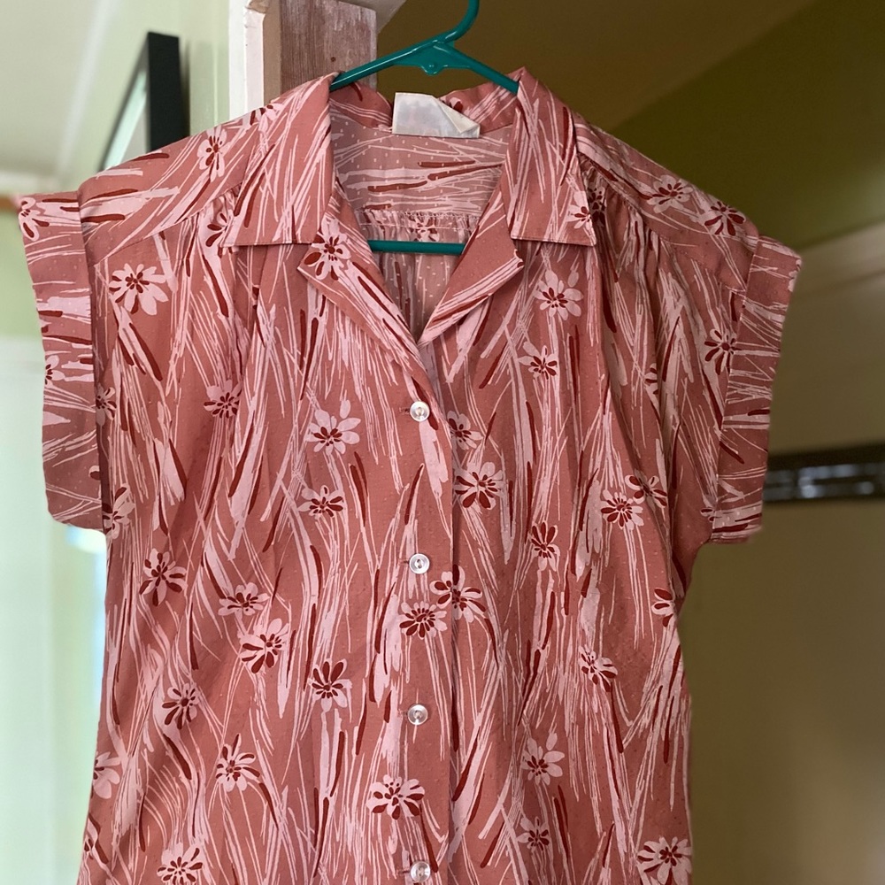 Vintage Hawaiian 60/70s lightweight blouse blush color